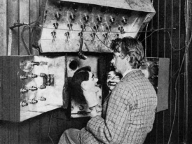 Baird and his ventriloquist dummies 'James' and 'Stooky Bill' Popular Radio, New York, Nov 1926