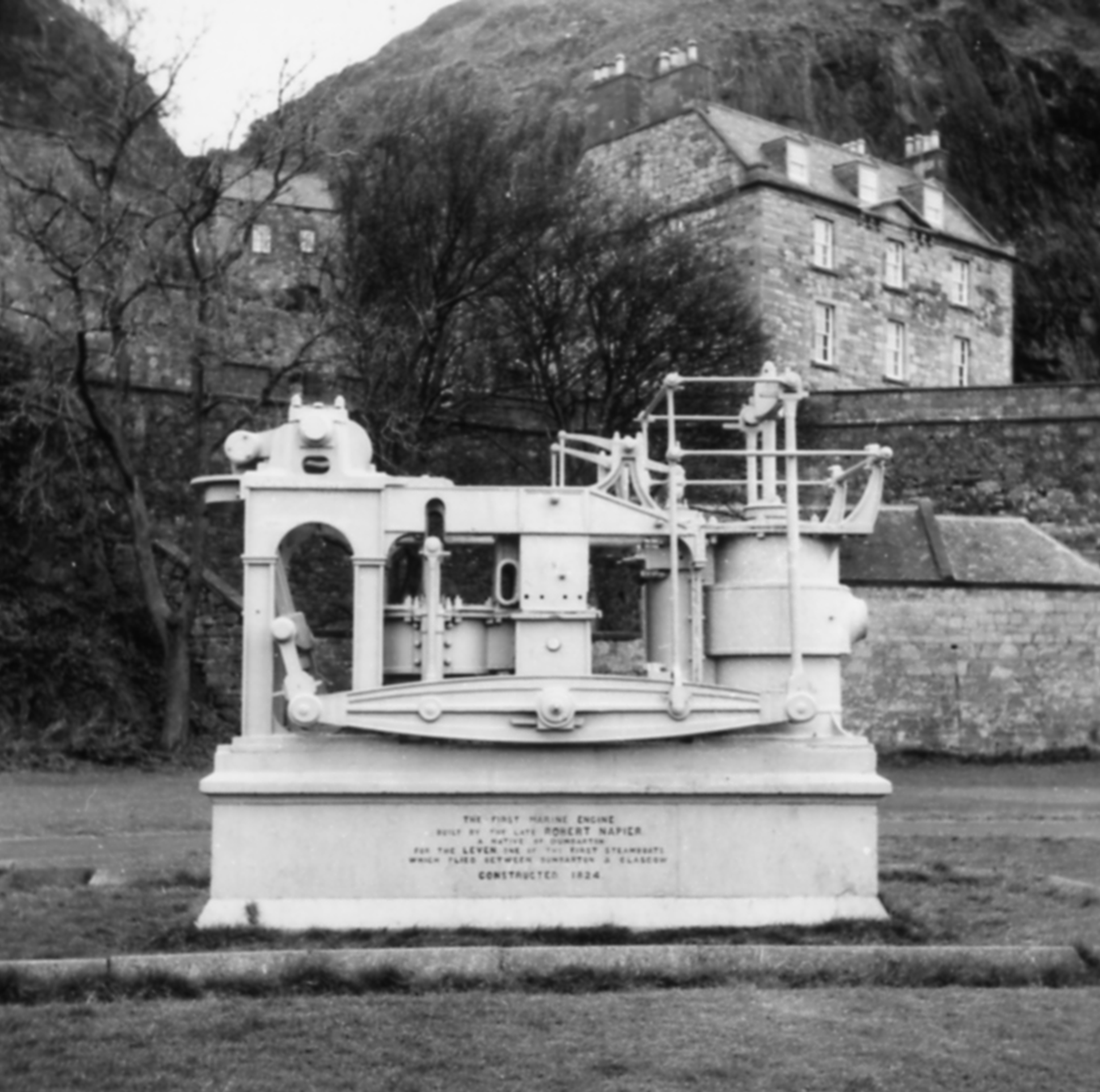 The single-cylinder engine of PS Leven in its original display location in&nbsp;Dumbarton