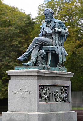Statue of James Clerk Maxwell in George Street, Edinburgh